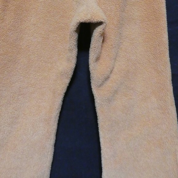 ROOTS GIRL | 3 XL | Orange Fleece Pants with Flower Design On Leg - Picture 7 of 9